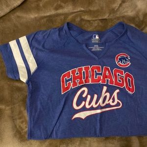 Ladies Chicago Cubs shirt